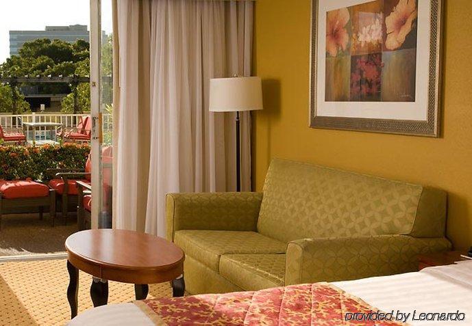 Готель Courtyard Miami Coral Gables Номер фото