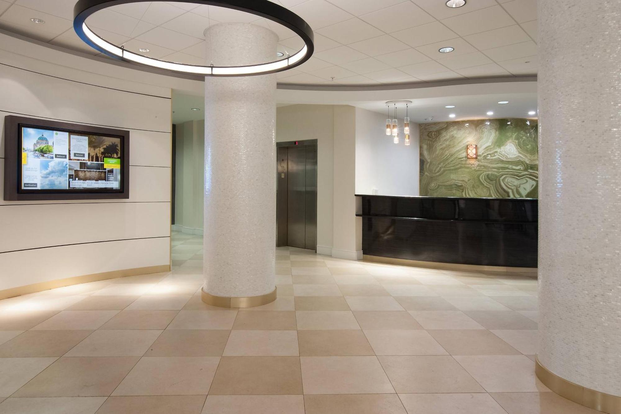 Готель Courtyard Miami Coral Gables Екстер'єр фото