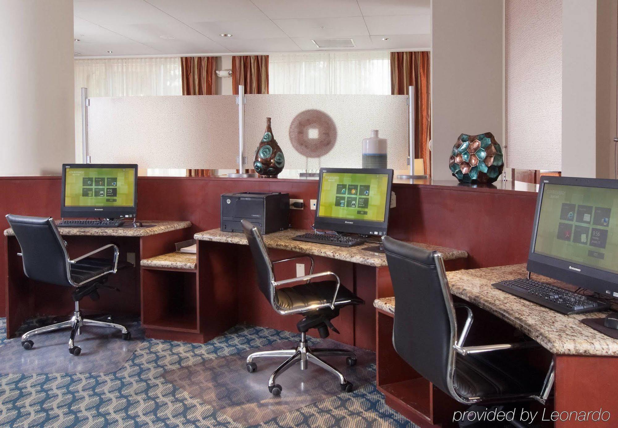Готель Courtyard Miami Coral Gables Екстер'єр фото