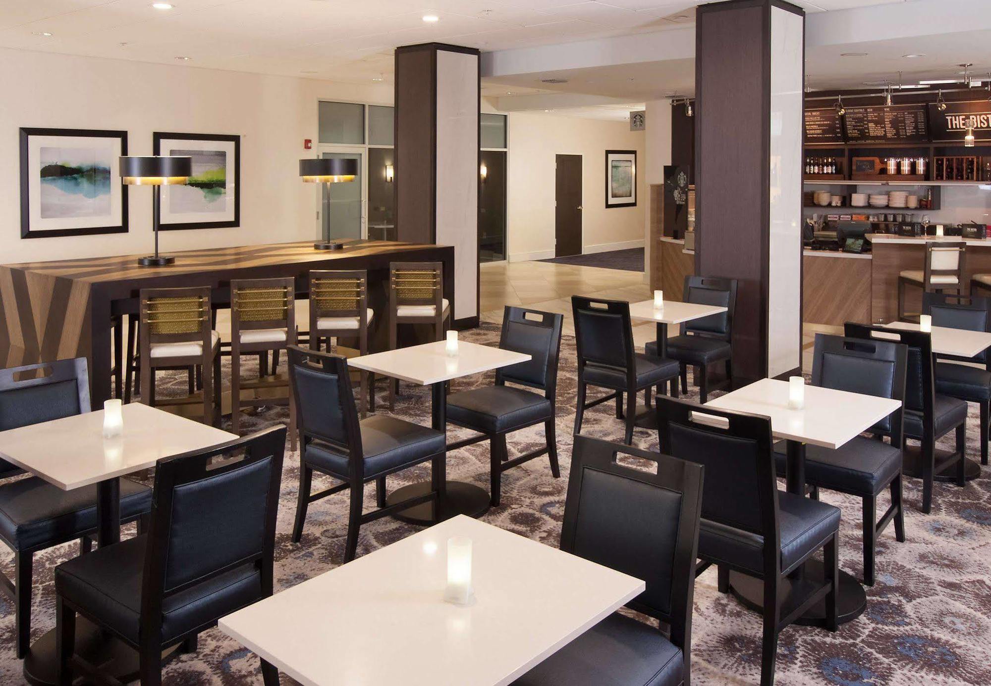 Готель Courtyard Miami Coral Gables Екстер'єр фото
